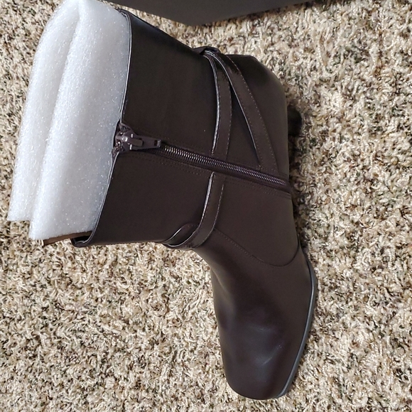 Kenneth Cole Reaction - Picture 3 of 7